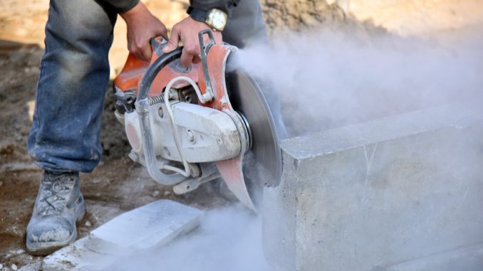 Better early diagnosis and treatment for people working with engineered stone